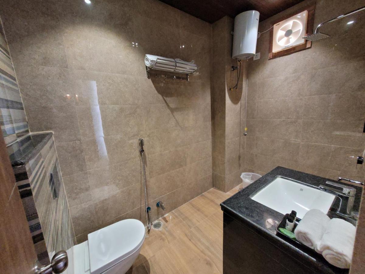 Aura Gold Resort Udaipur Exterior photo