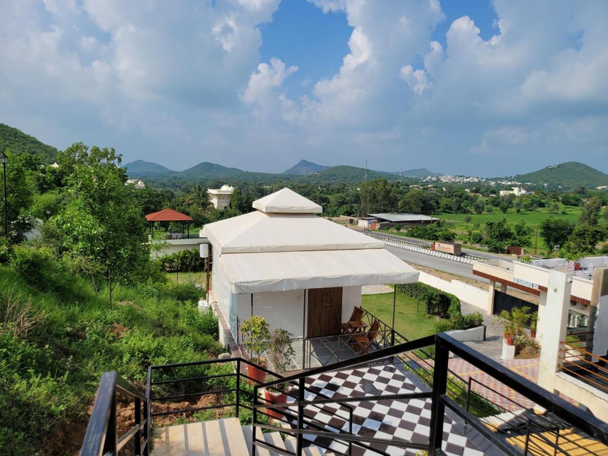 Aura Gold Resort Udaipur Exterior photo